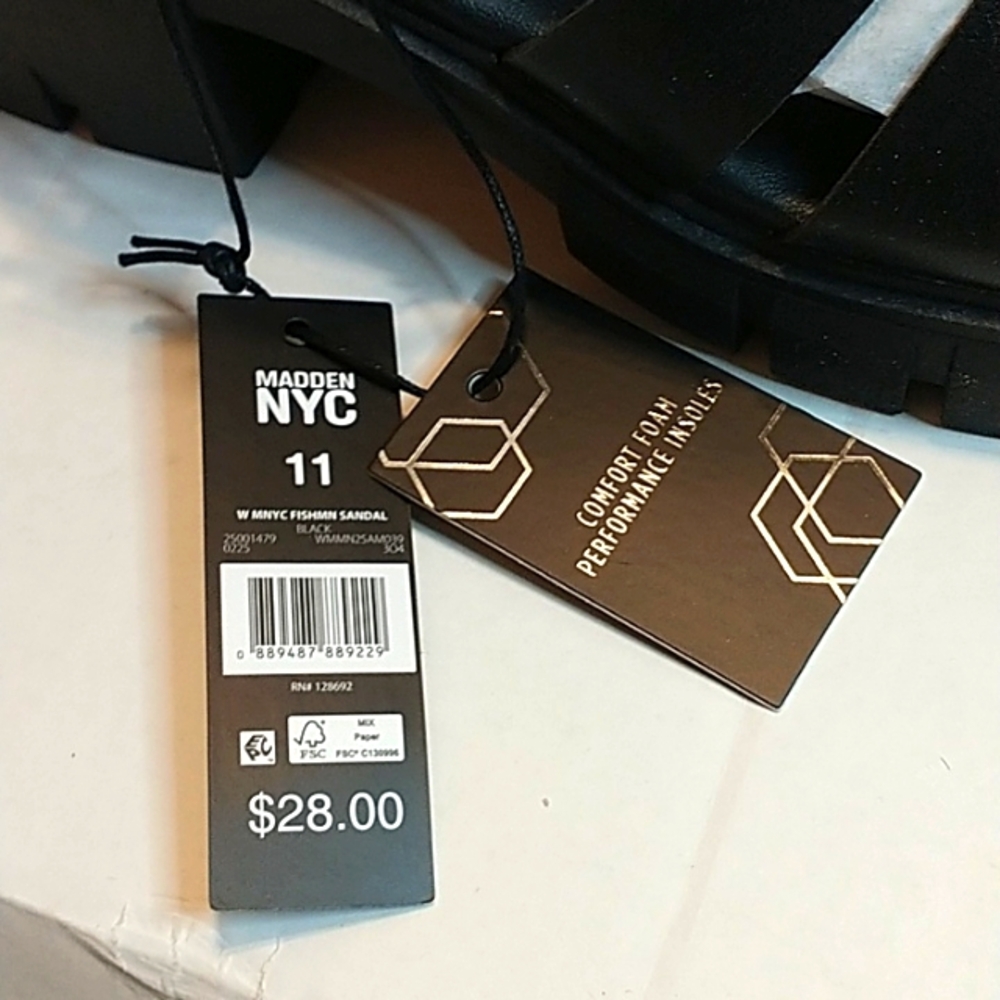 Black Sandals Madden NYC Size 11 - Picture 2 of 6